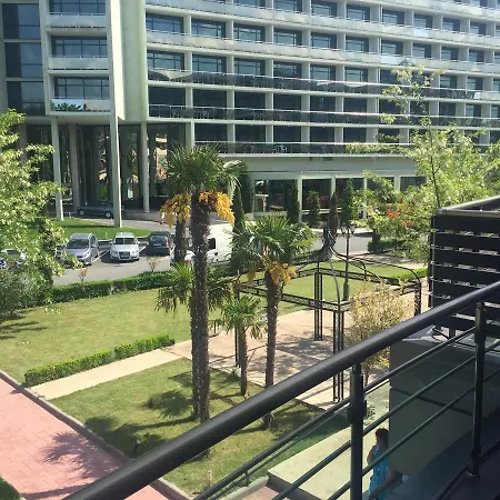 82 Apartamento *