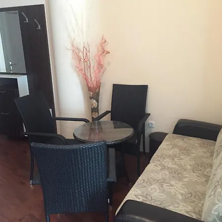 Apartamento 82 *